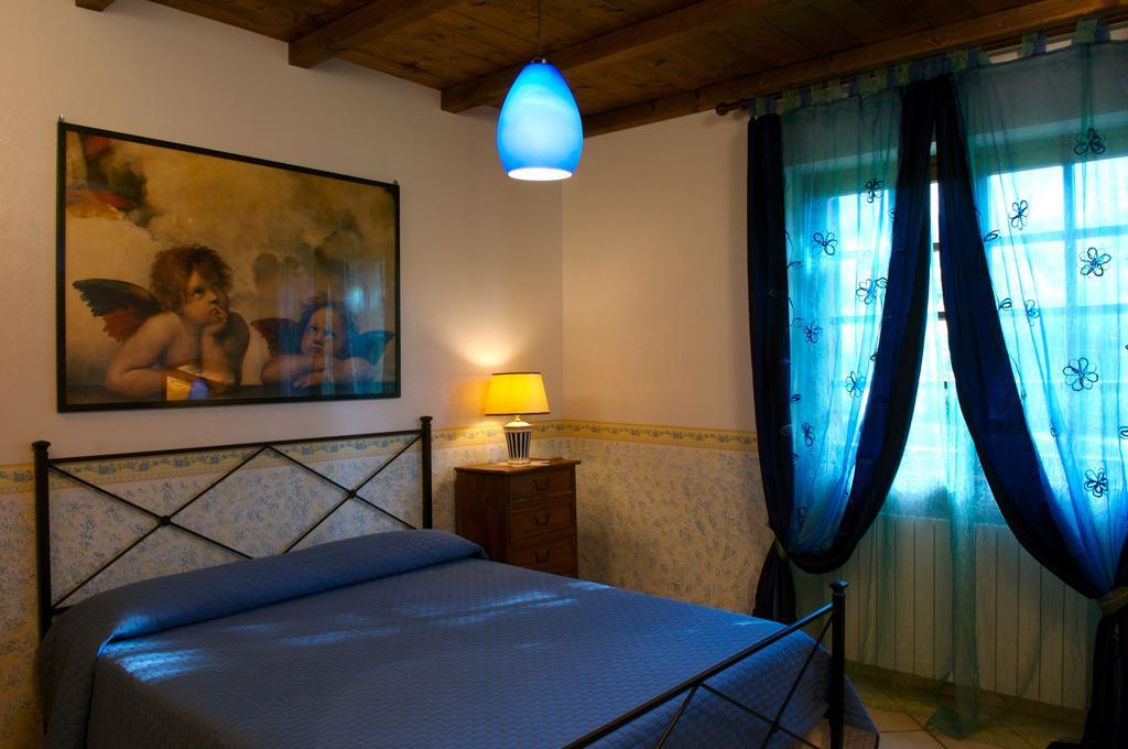Bed and Breakfast La Colonna Montelanico Zimmer foto